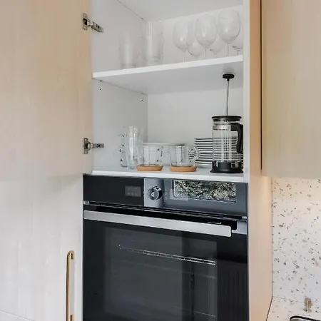 Appartement In Architectural Street