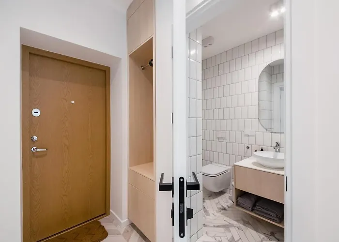 In Architectural Street